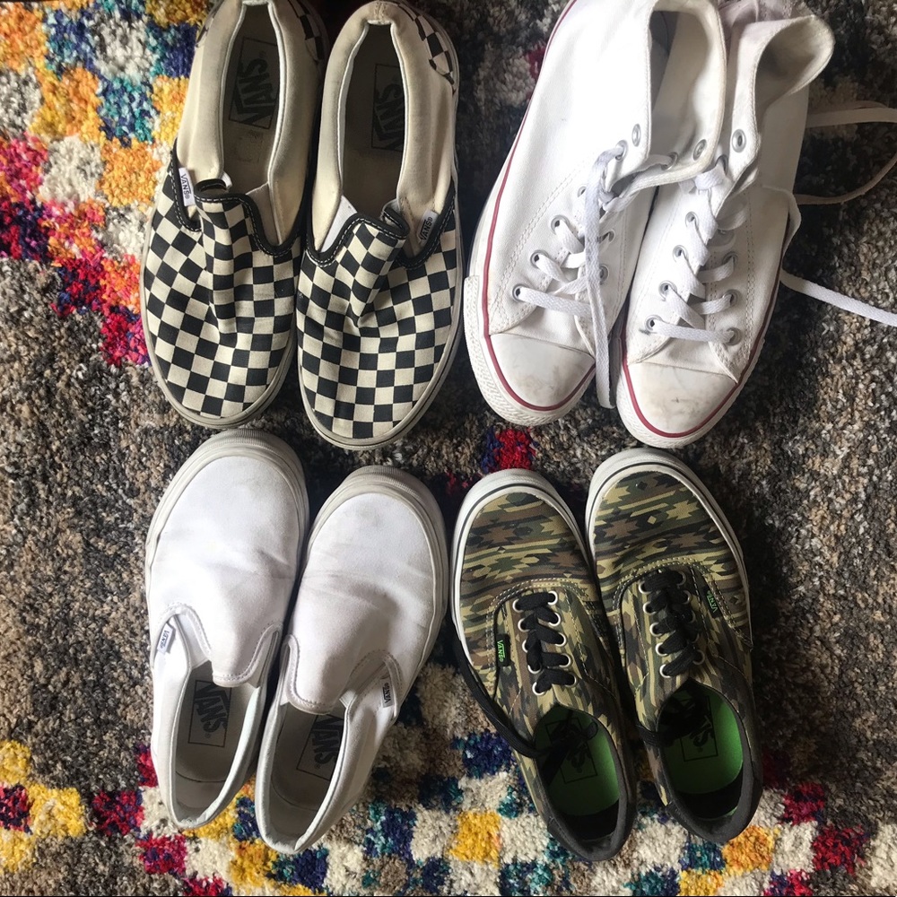 4 pair Vans & Converse women’s 8.5 or men’s 7